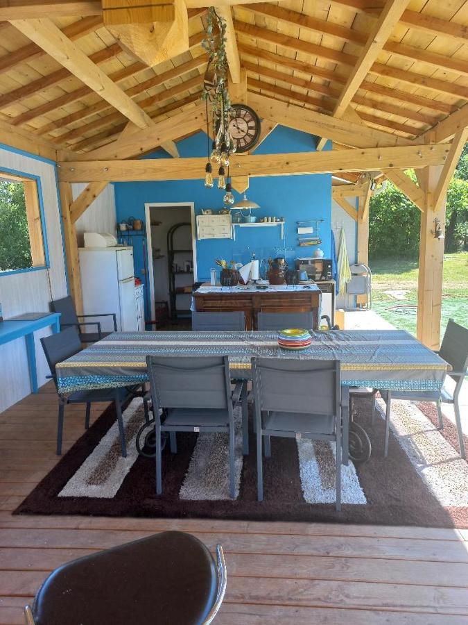 Les Chalets Salineens Salies-du-Salat Zewnętrze zdjęcie